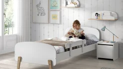 Bed Kiddy inclusief nachtkast en uitvalbeveiliging