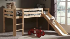 Hoogslaper Pino met glijbaan